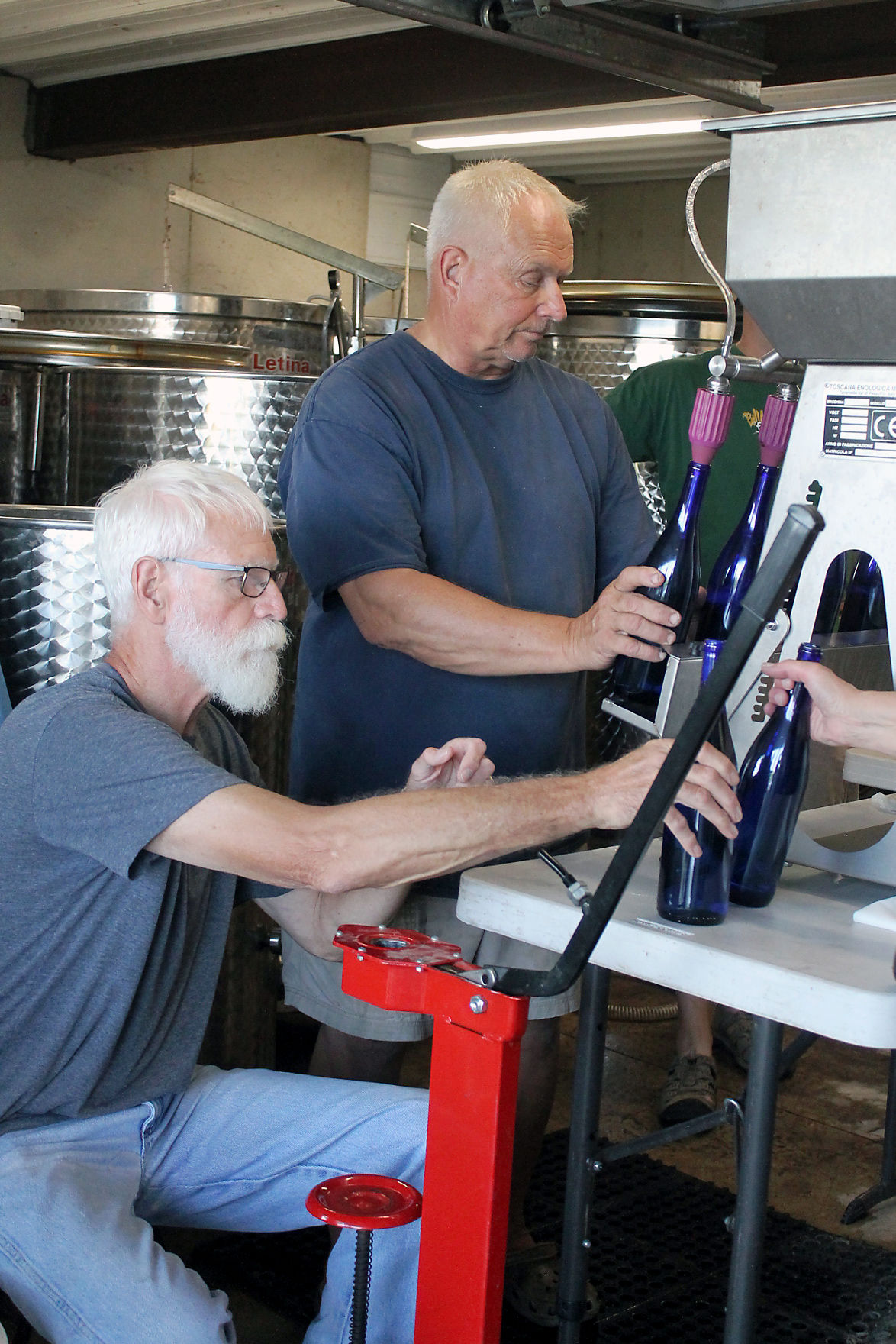 Bottling wine